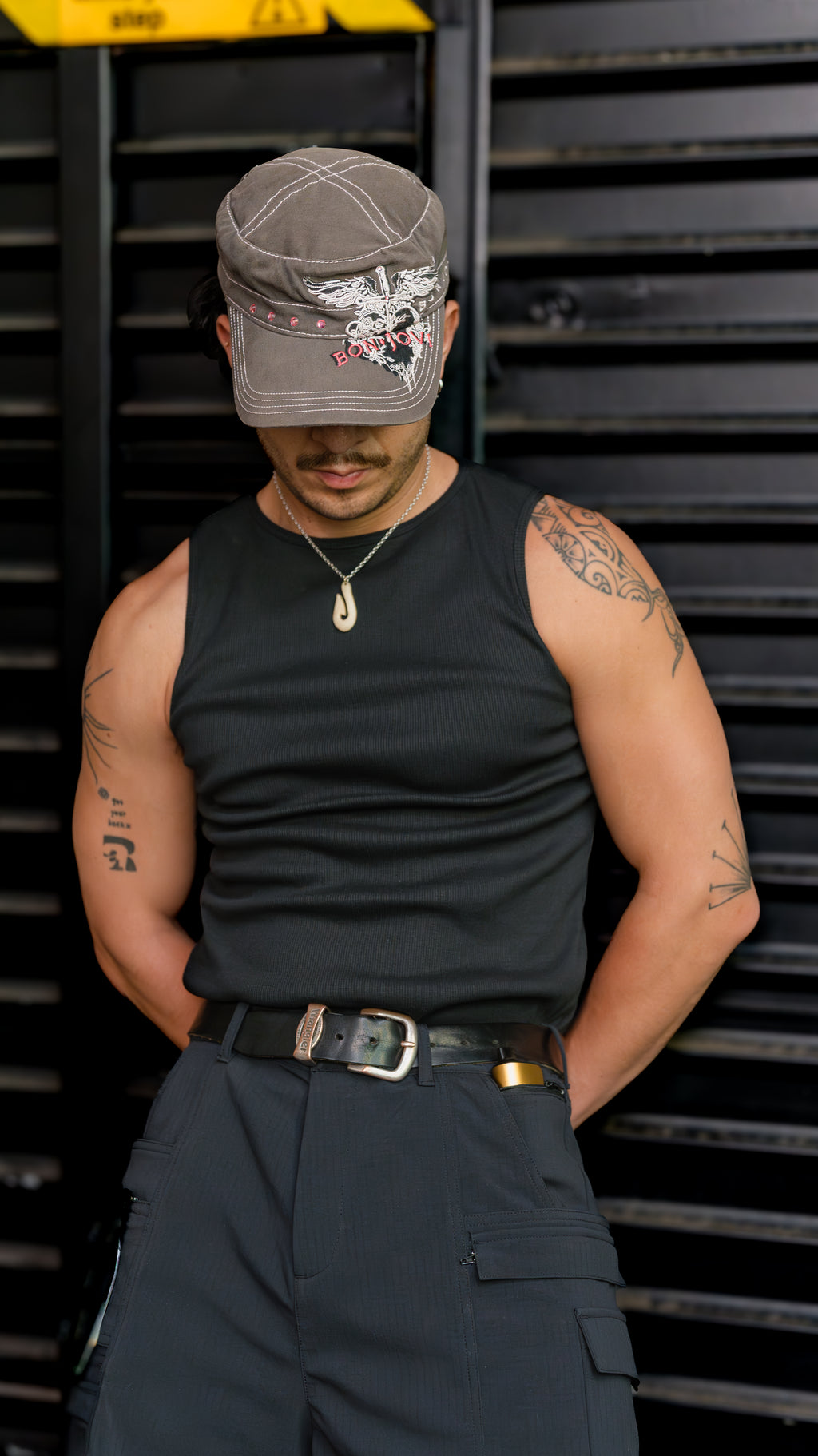 RIBBED TANK TOP